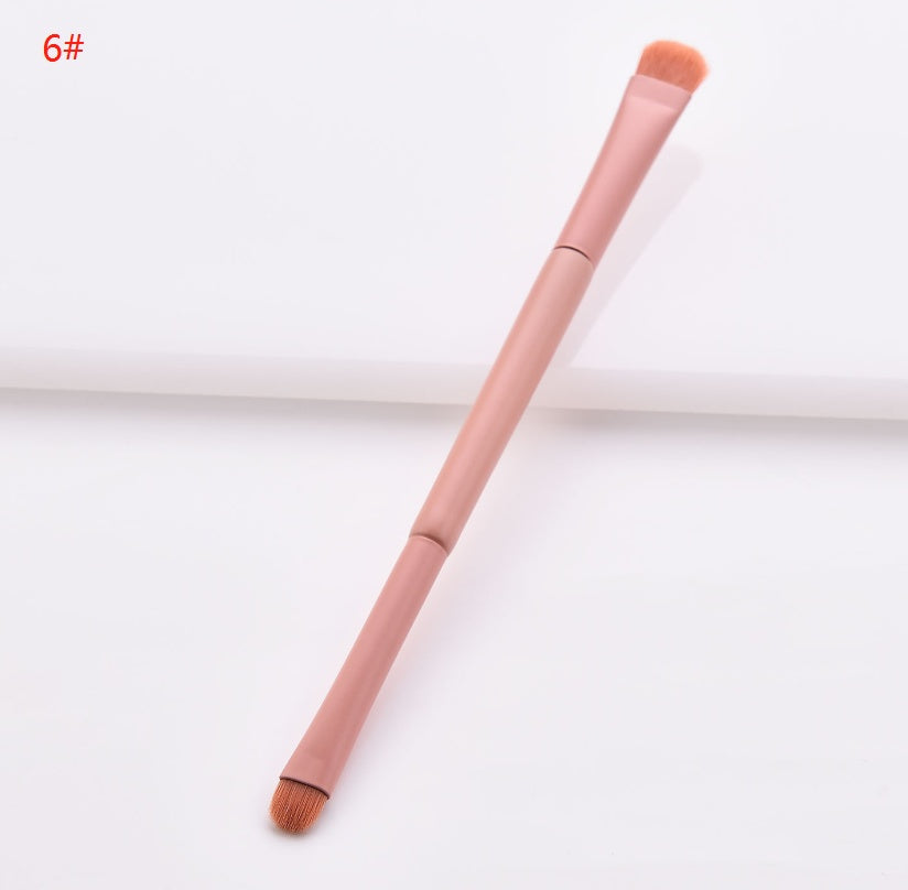 Set de 10 Pinceaux de Maquillage Professionnels – Précision & Douceur pour un Teint Parfait