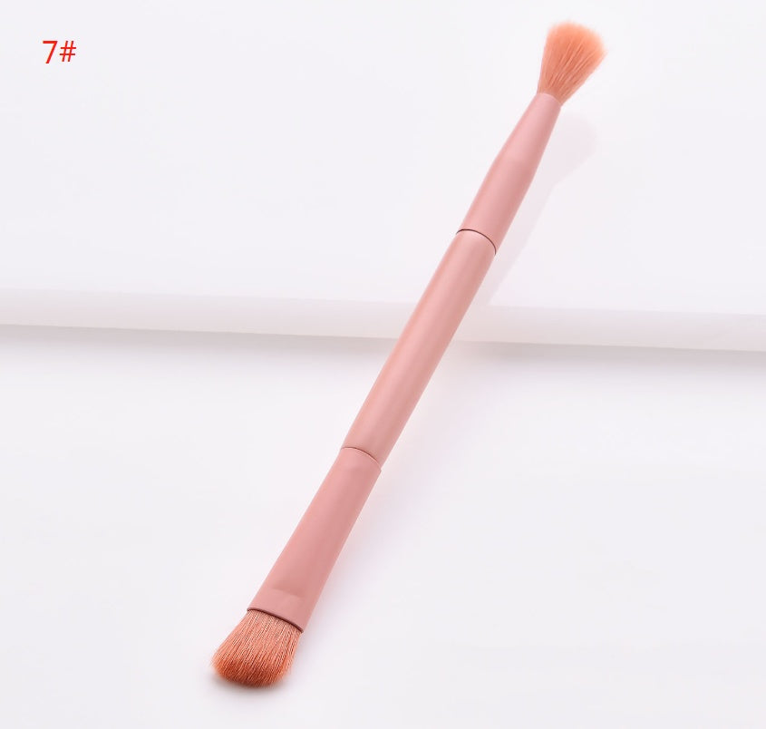 Set de 10 Pinceaux de Maquillage Professionnels – Précision & Douceur pour un Teint Parfait